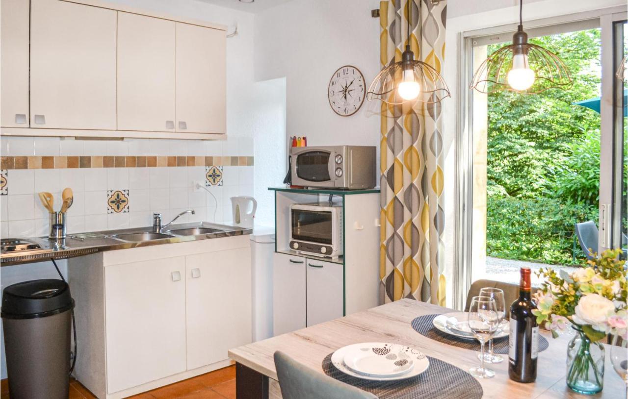 2 Bedroom Nice Home In Vitrac Vitrac  Exterior foto